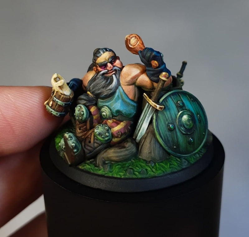 Thaddeus the Relaxing Dwarf "Company of the Gracious Heart" | 32mm 